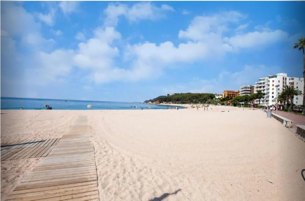 One Bedroom Flat In Fenals Lloret De Mar For 4 People